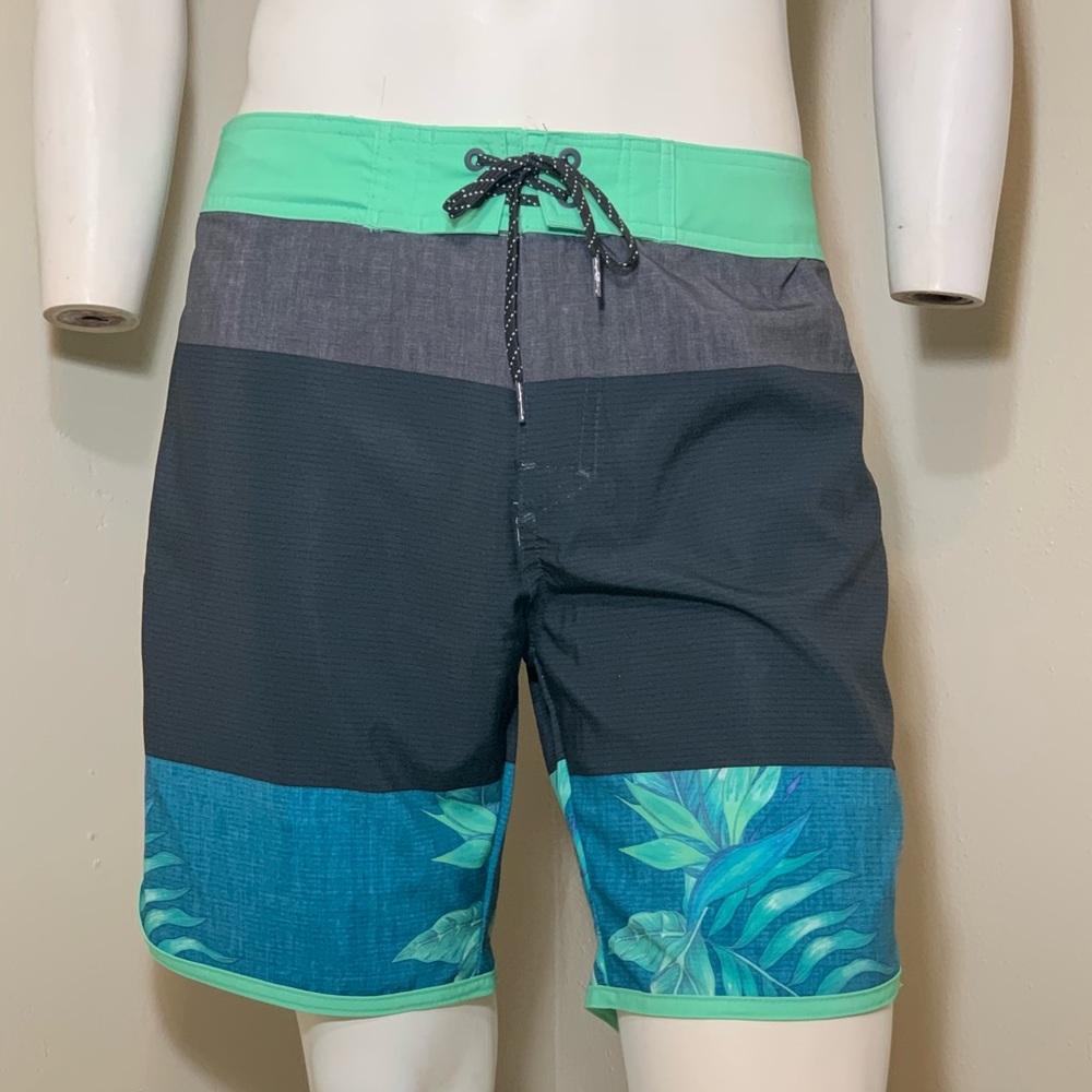 Ocean Current Men’s Green Island Print Quick Dry